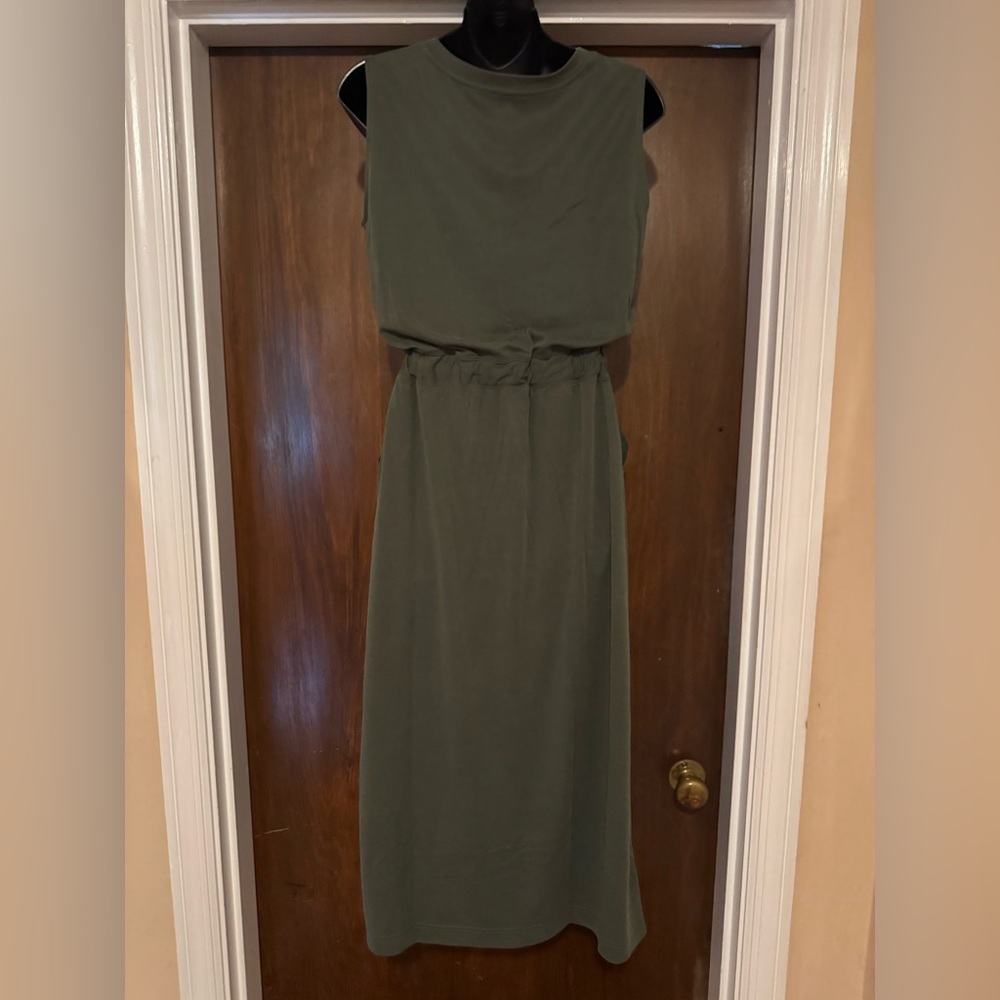 Lou & Grey Olive Green Dress - Size XS - 50” in L - NWT - Picture 2 of 4